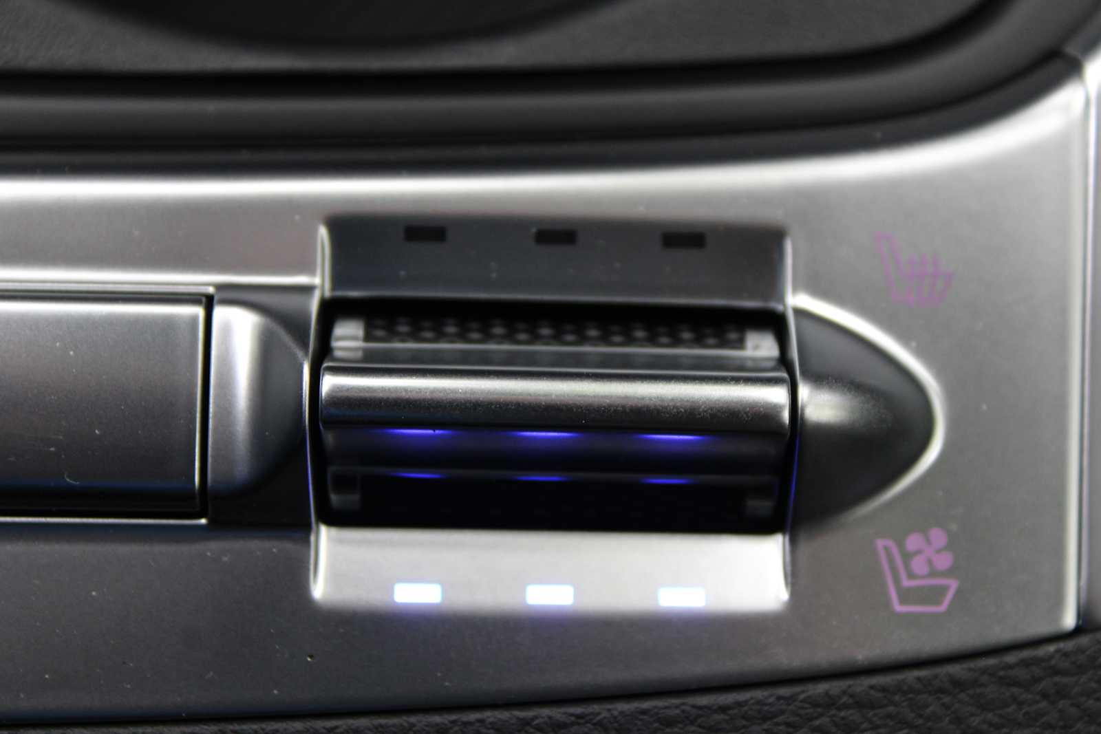2025 Kia Carnival SX Prestige photo 45