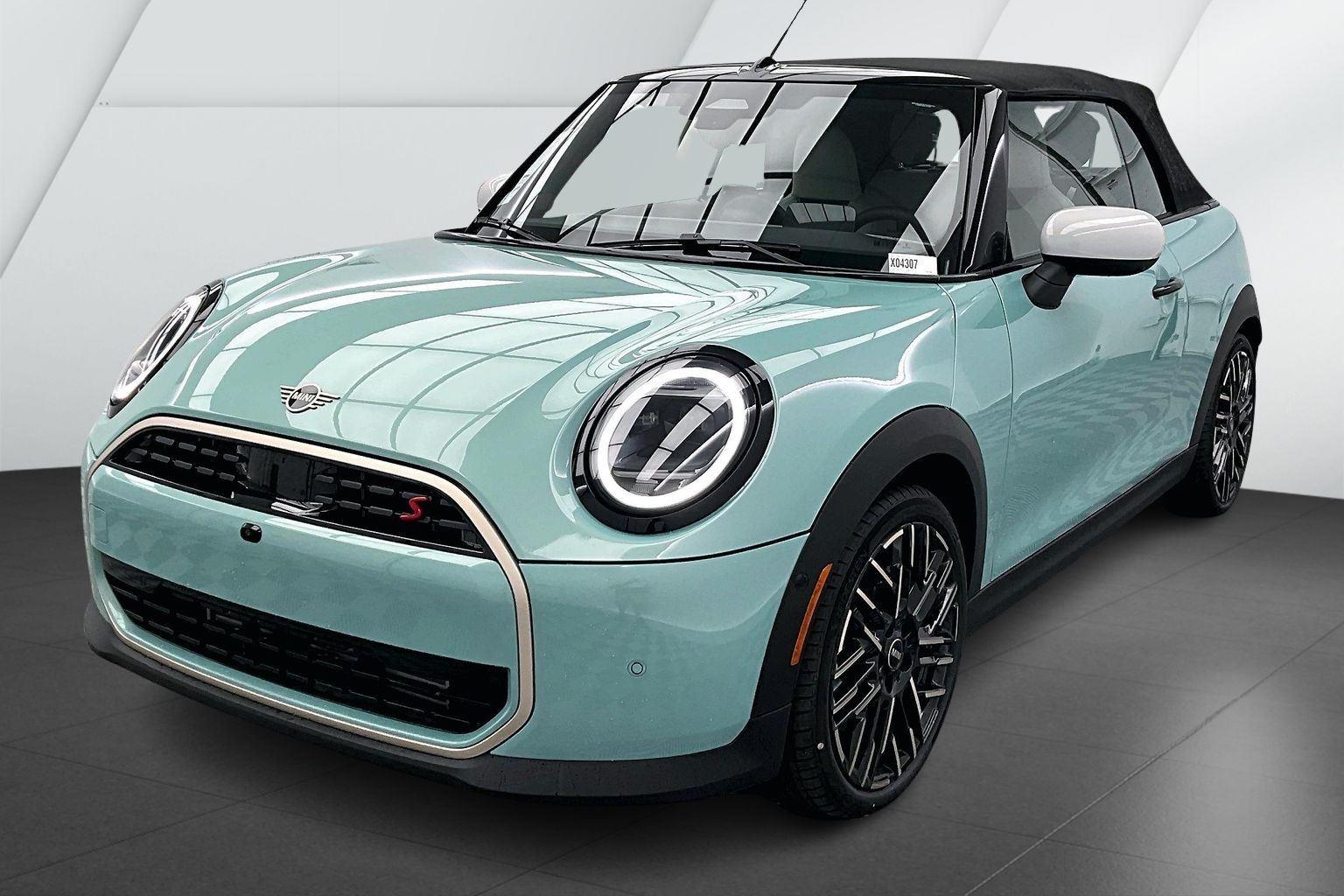 2026 MINI Convertible S's photo