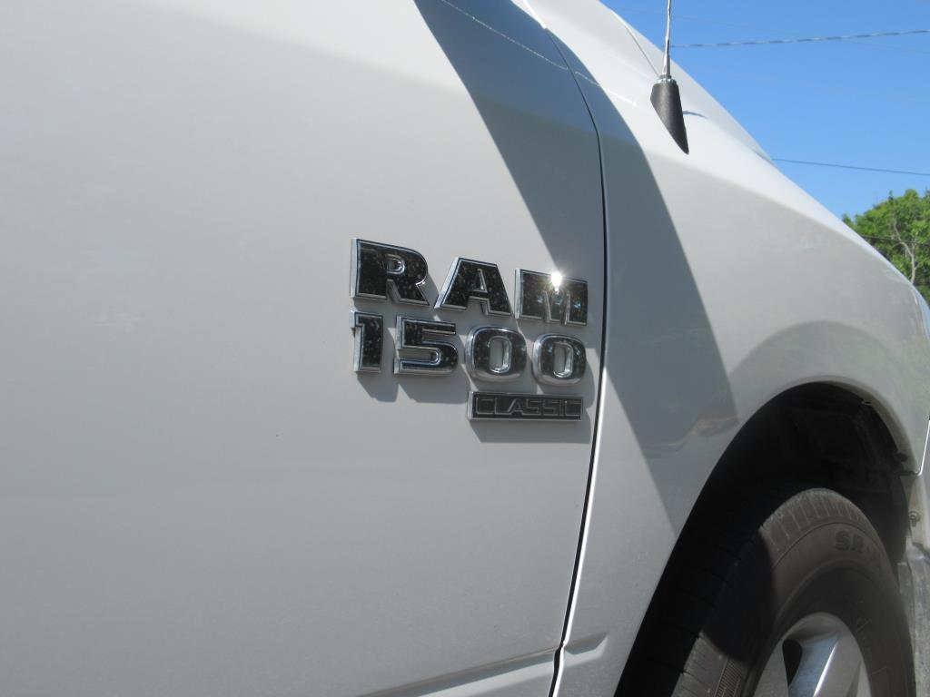 2024 Ram 1500 Classic SLT photo 10