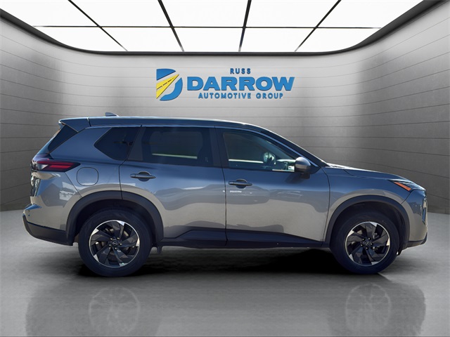 2024 Nissan Rogue SV photo 3