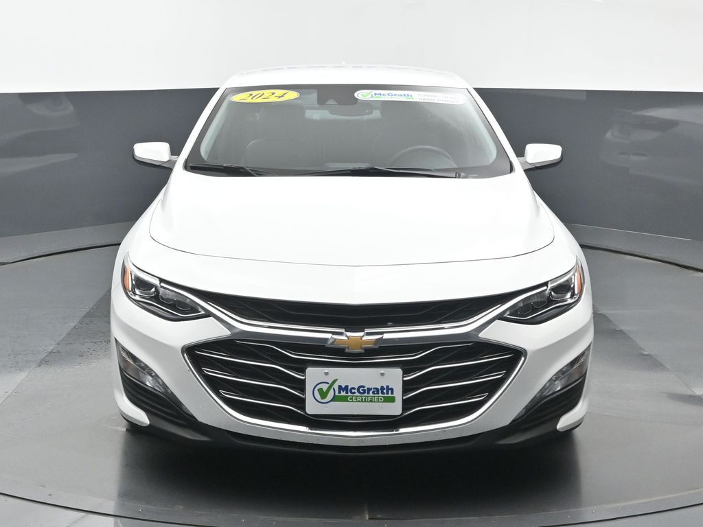 2024 Chevrolet Malibu Premier 2LT photo 2