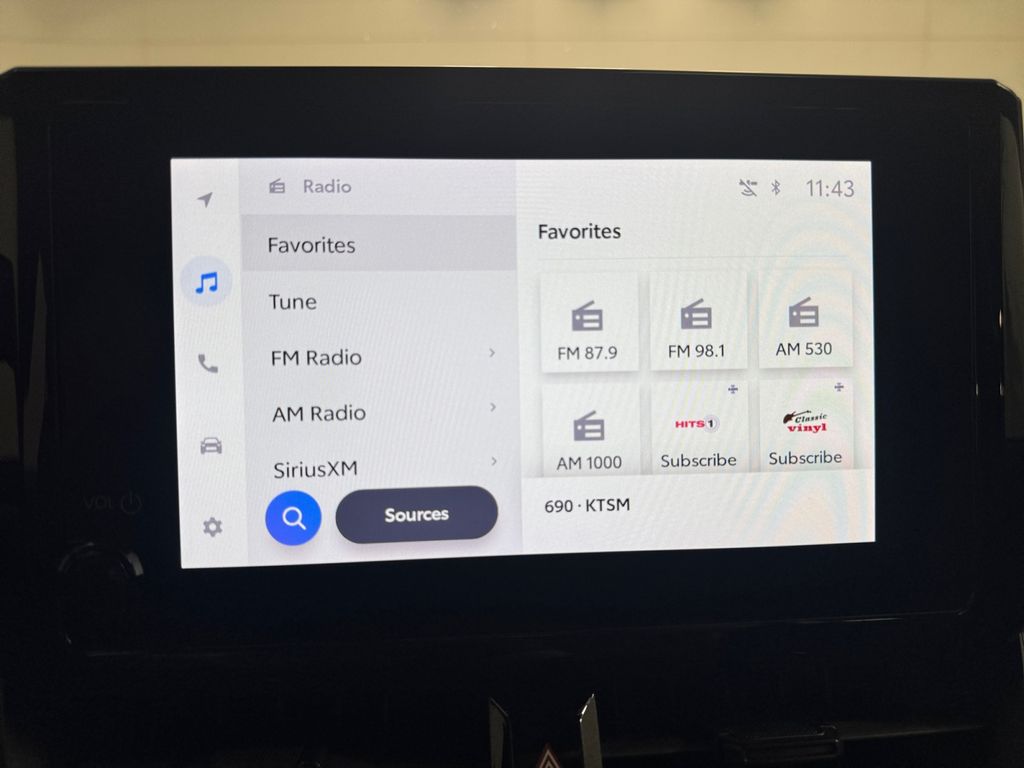 2023 Toyota Corolla LE photo 11