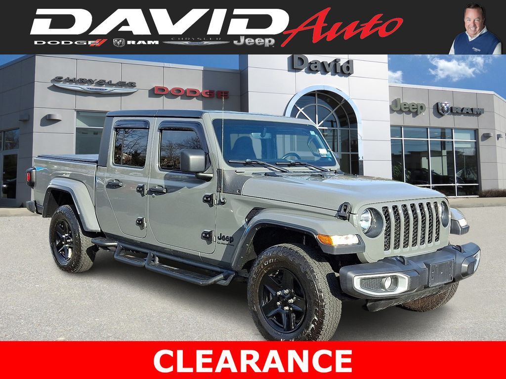 2021 Jeep Gladiator Sport S's photo