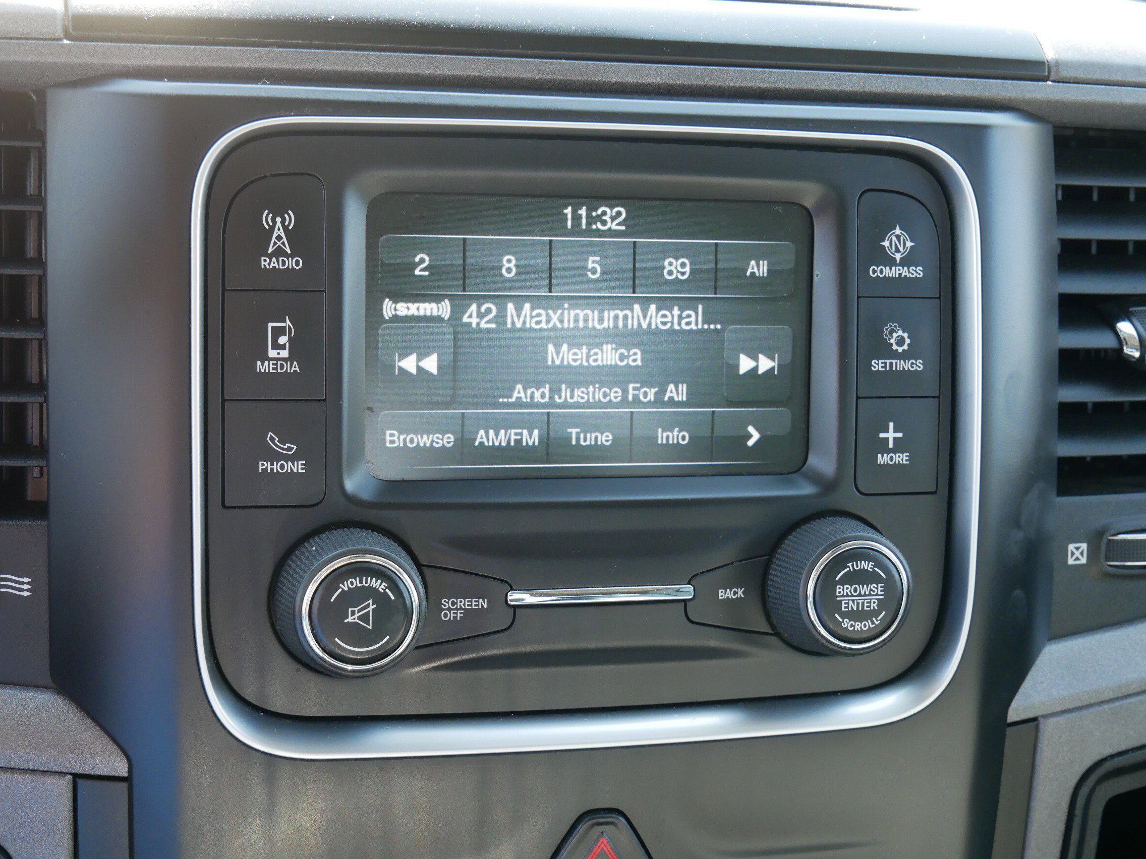 2018 Ram 2500 Tradesman photo 21