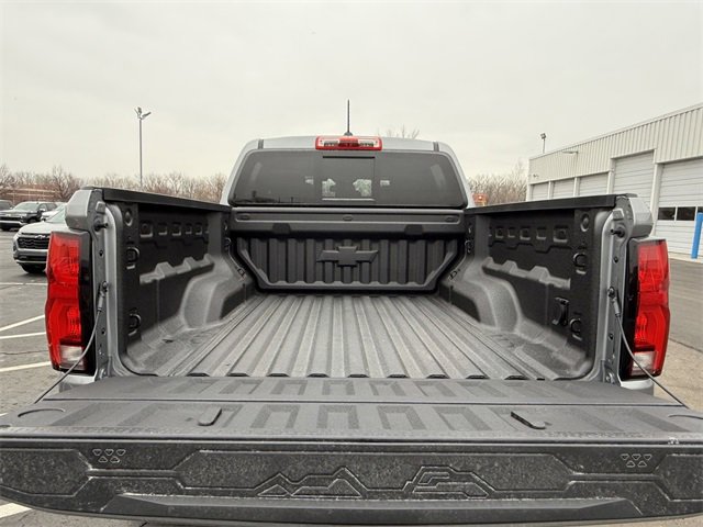 2026 Chevrolet Colorado ZR2 photo 3