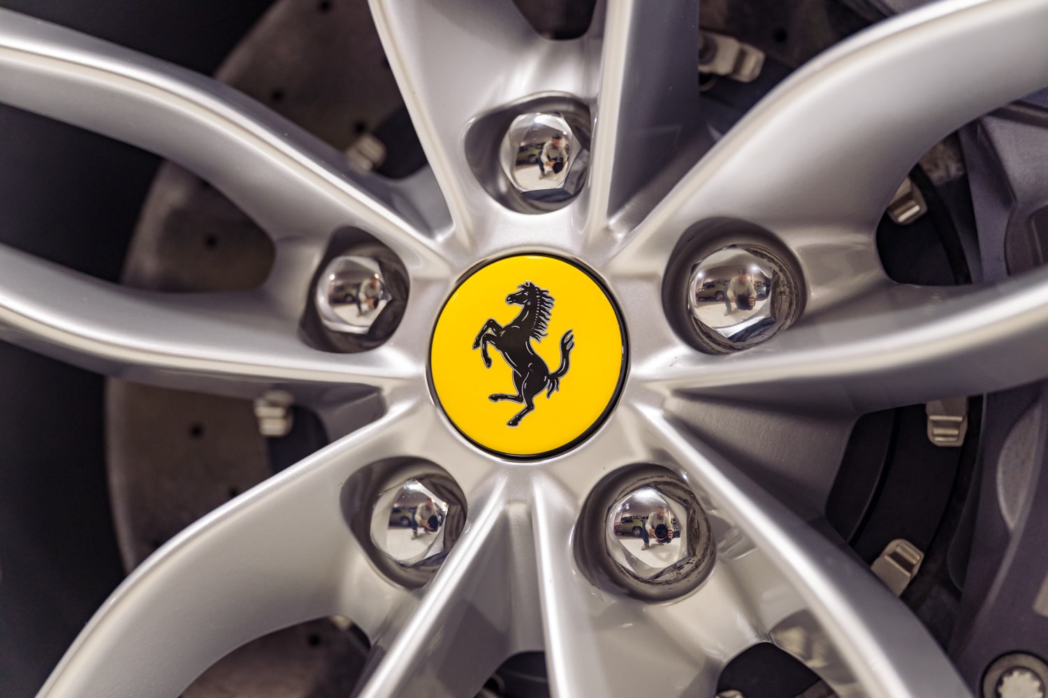2016 Ferrari 488 GTB photo 27