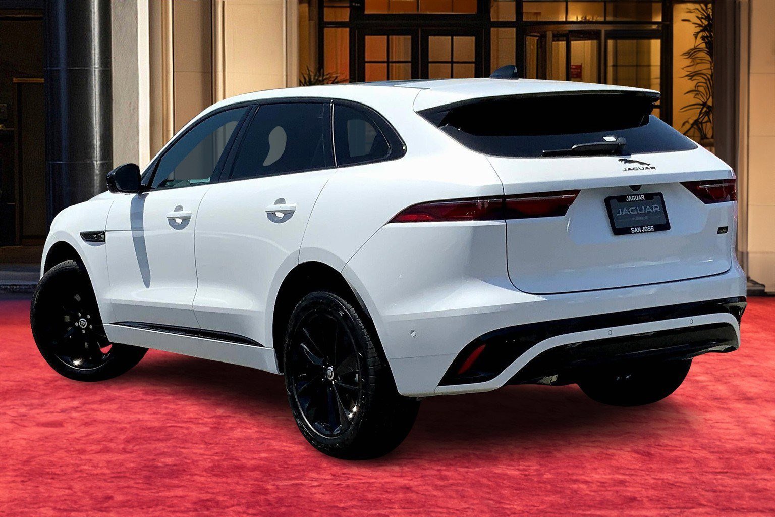 2026 Jaguar F-PACE P250 R-Dynamic S photo 2