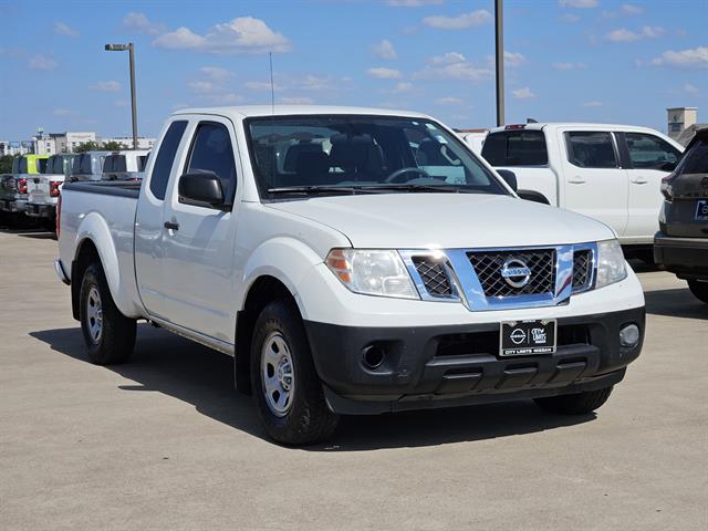 2017 Nissan Frontier S photo 2