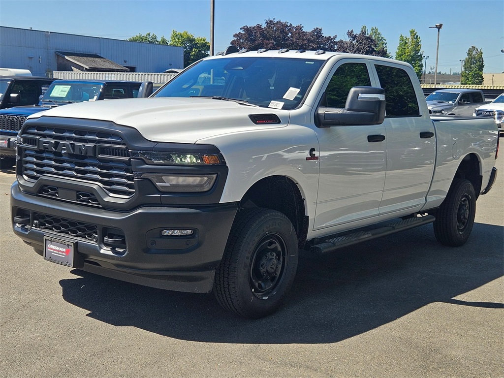 2025 Ram 2500 Tradesman photo 3
