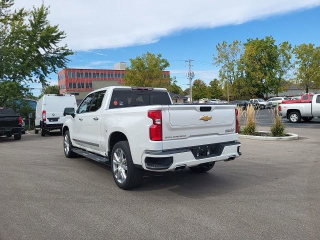 2022 Chevrolet Silverado 1500 High Country photo 4