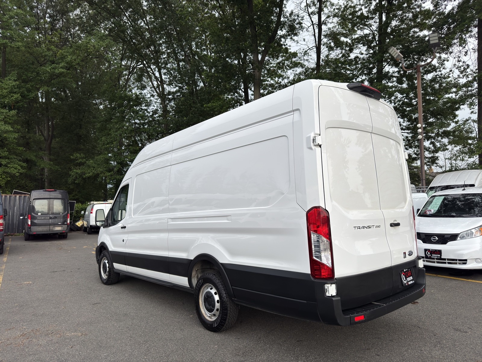 2023 Ford Transit Cargo Van photo 5