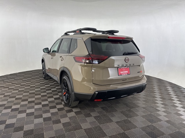 2026 Nissan Rogue SV photo 5