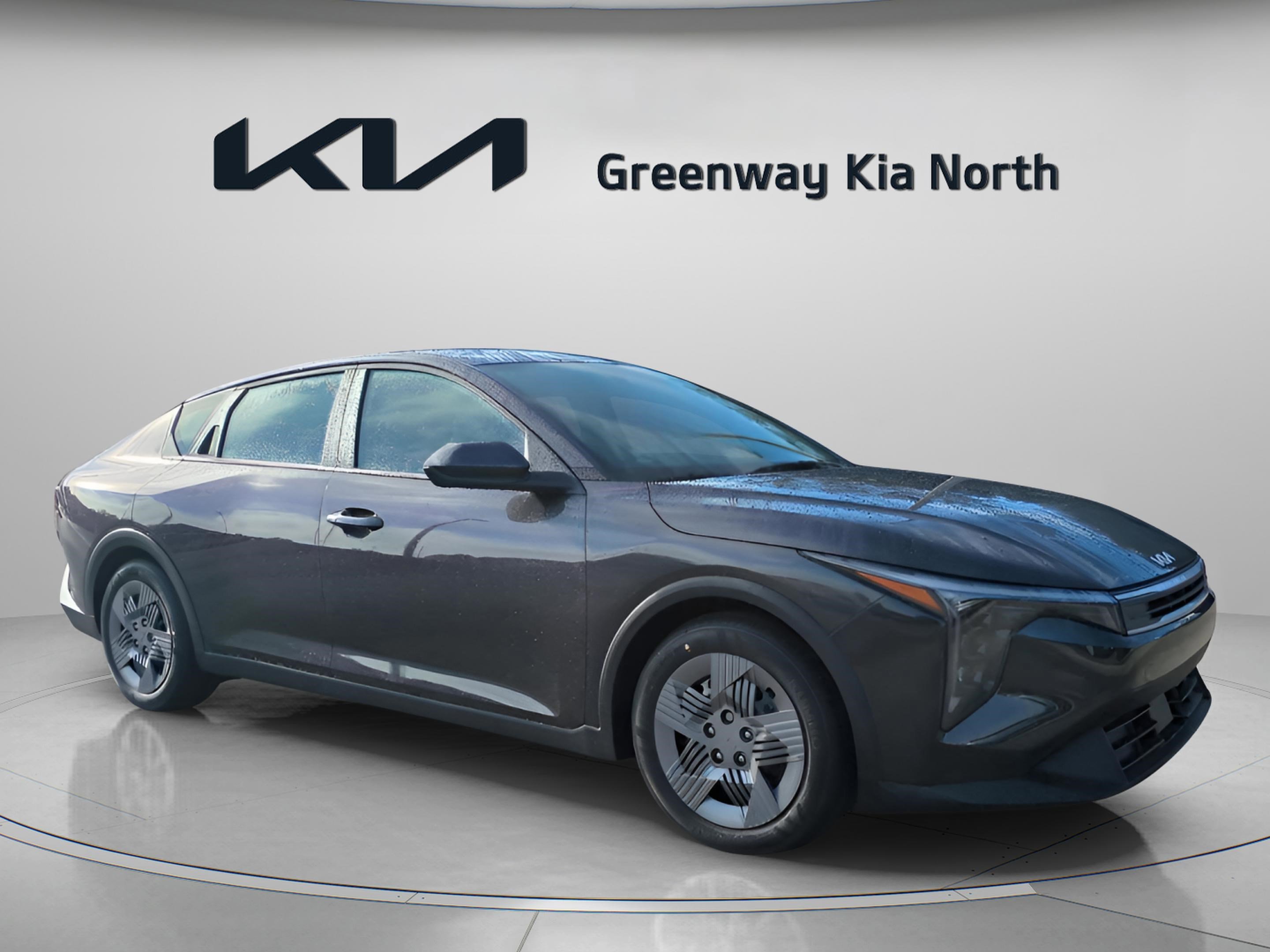 2025 Kia K4 LX's photo