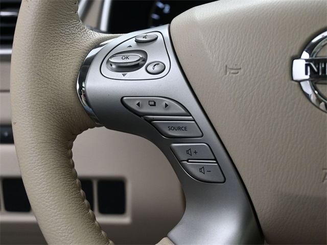 2015 Nissan Murano SL photo 2