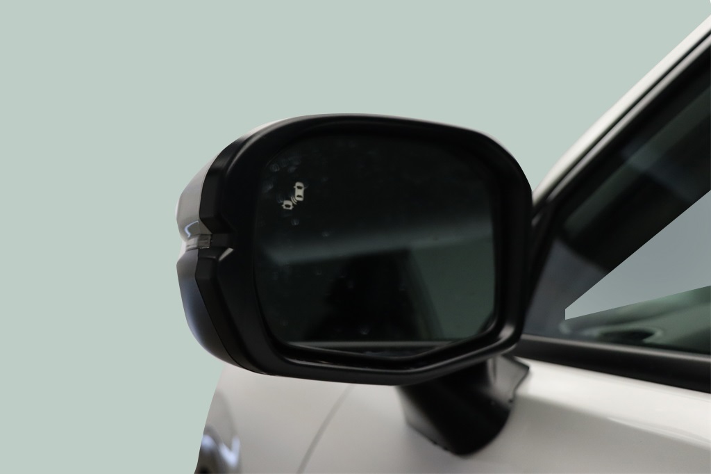 2026 Toyota RAV4 LE photo 4
