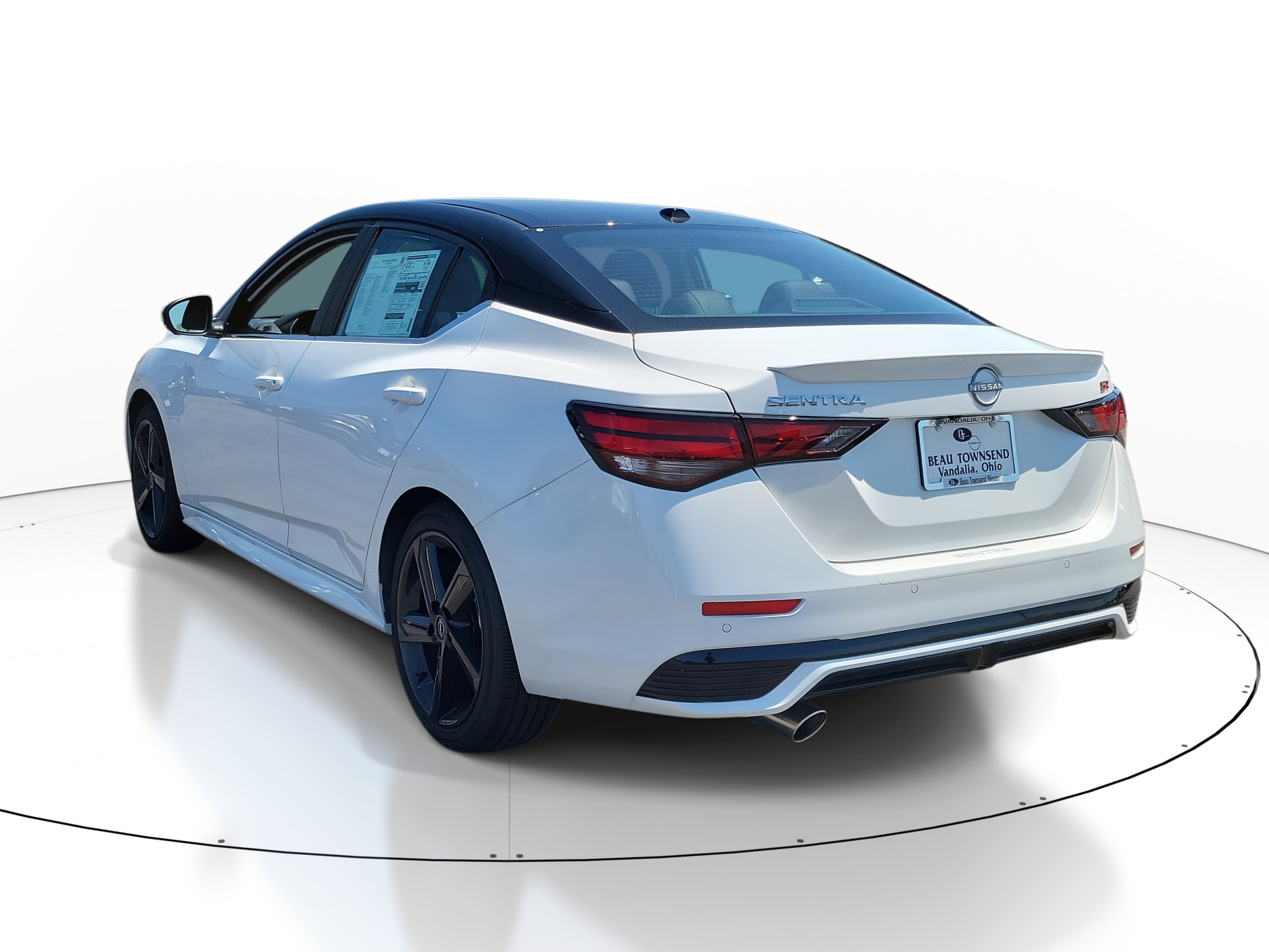 2025 Nissan Sentra SR photo 3