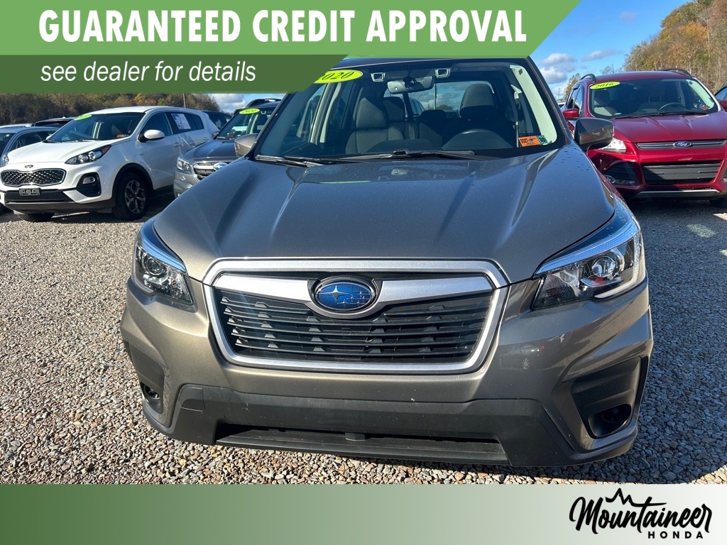 2020 Subaru Forester Premium photo 2