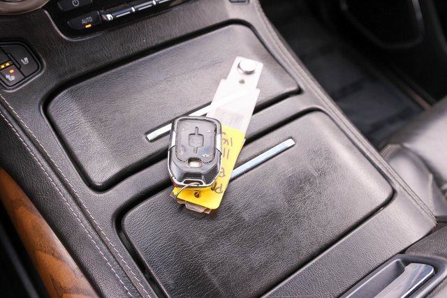 Used 2020 Quicksilver Metallic GMC Denali image 30