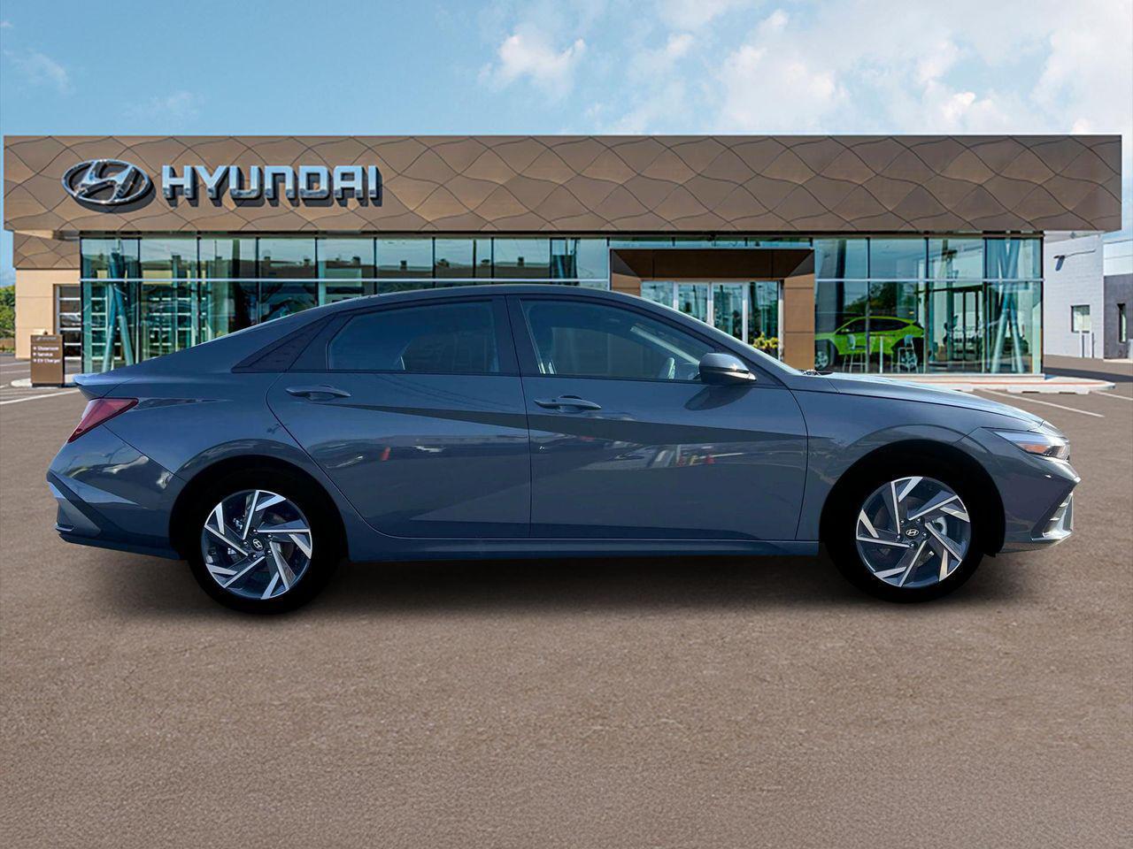 2025 Hyundai Elantra Hybrid SEL Sport photo 8