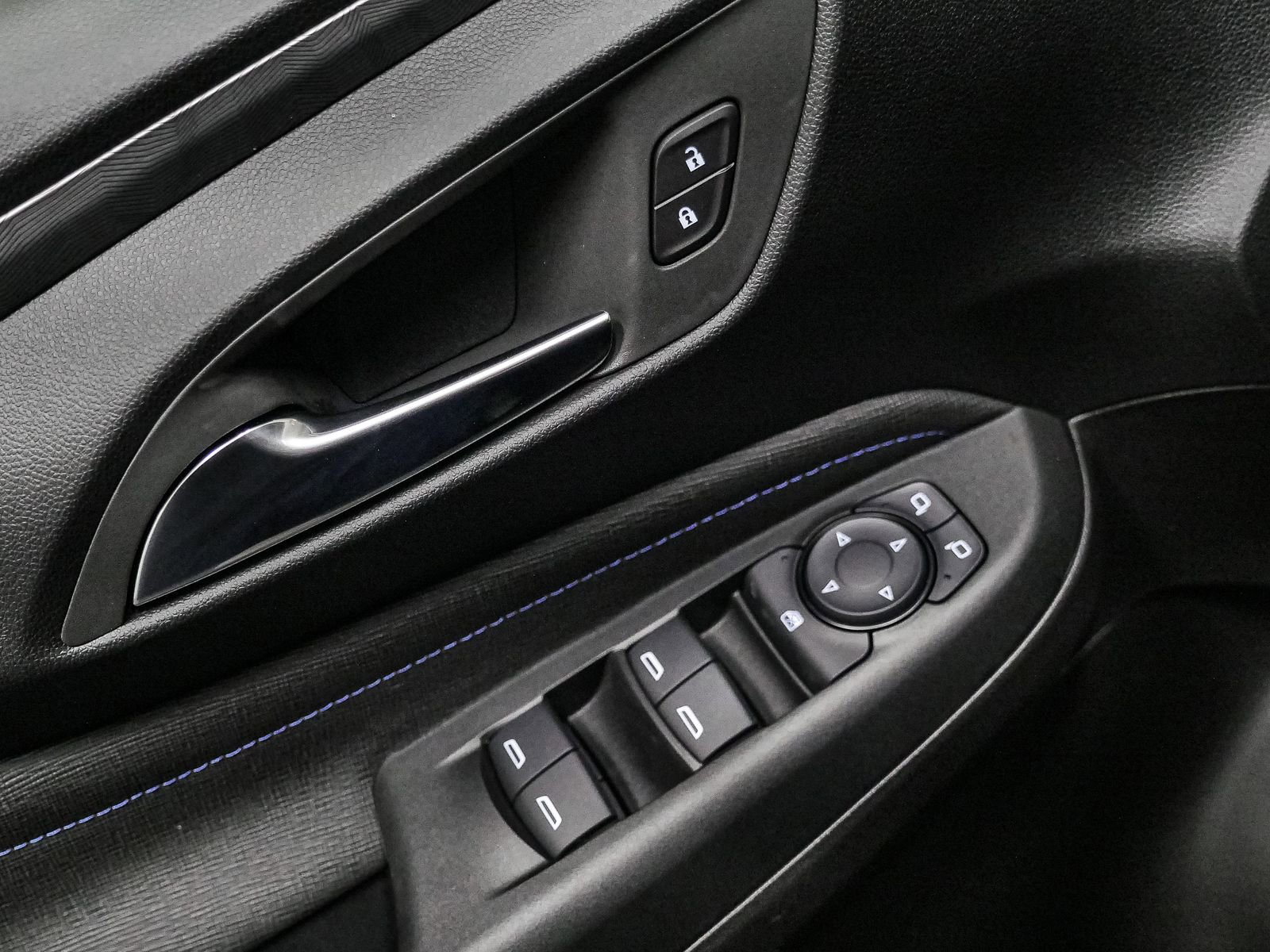 2025 Buick Envista ST photo 16