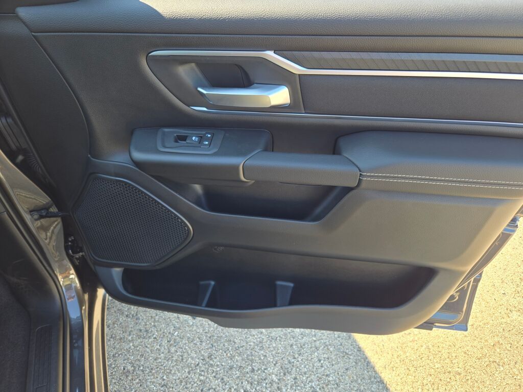 2026 Ram 1500 Big Horn Lone Star photo 4