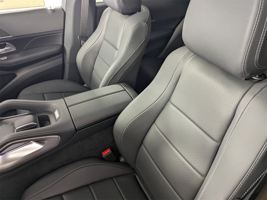 2026 Mercedes Benz GLE 350 4MATIC photo 4