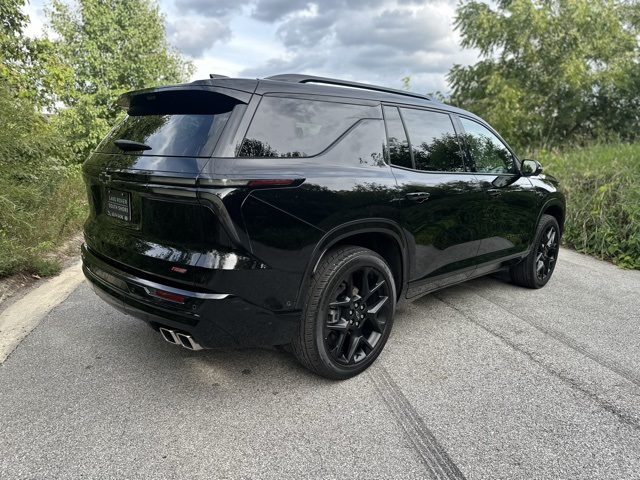 2024 Chevrolet Traverse RS photo 3