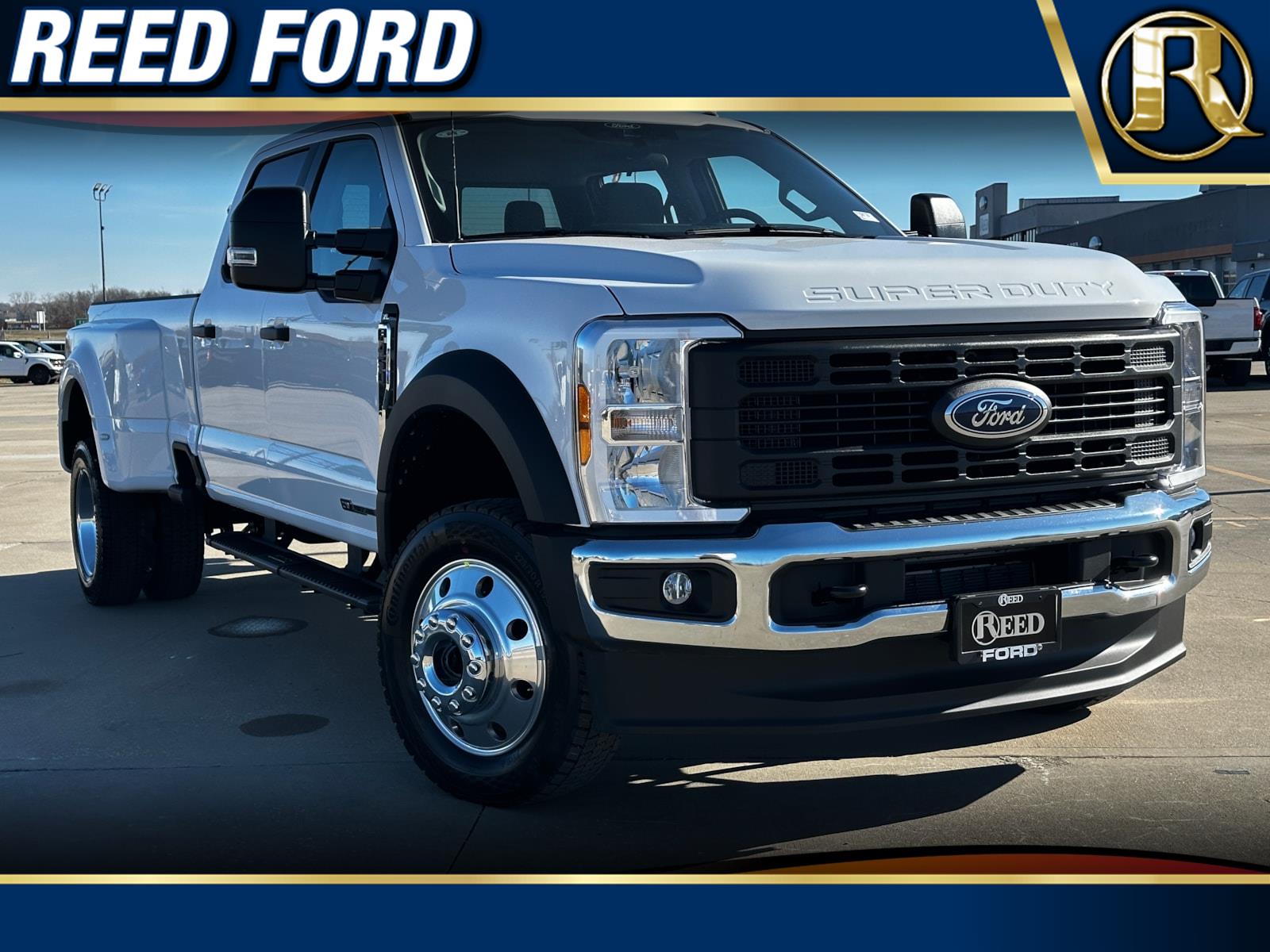 2026 Ford F-450 Super Duty XL's photo