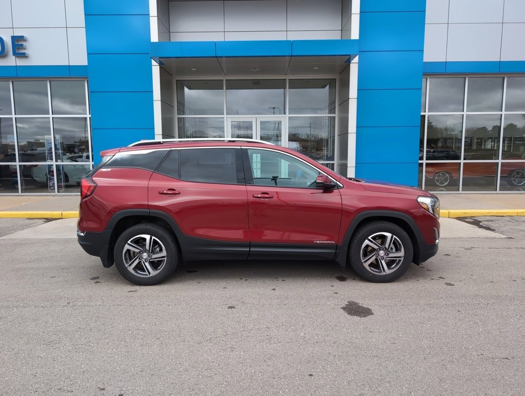 Used 2021 Red Quartz Tintcoat GMC SLT image 1
