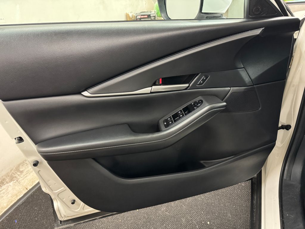 2023 Mazda CX-30 2.5 Select photo 11