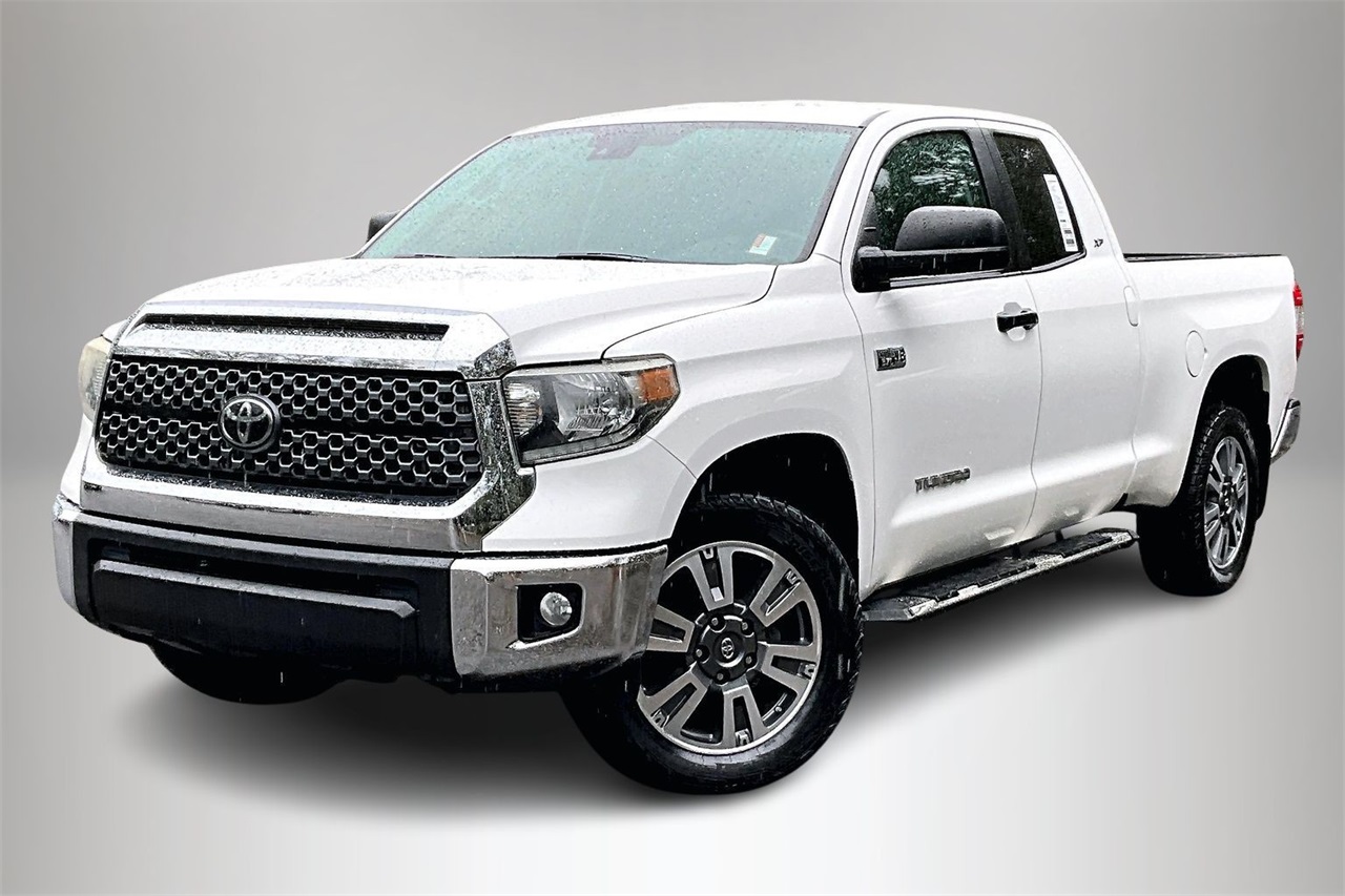 2020 Toyota Tundra SR5's photo