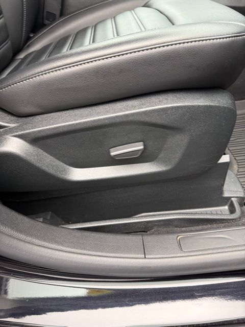 2022 Ford Edge SEL photo 42