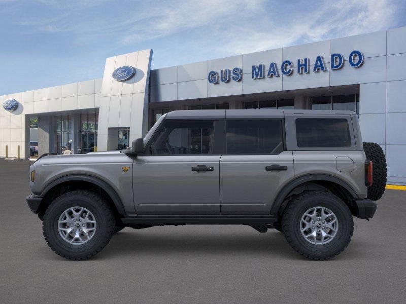 2025 Ford Bronco Badlands photo 3