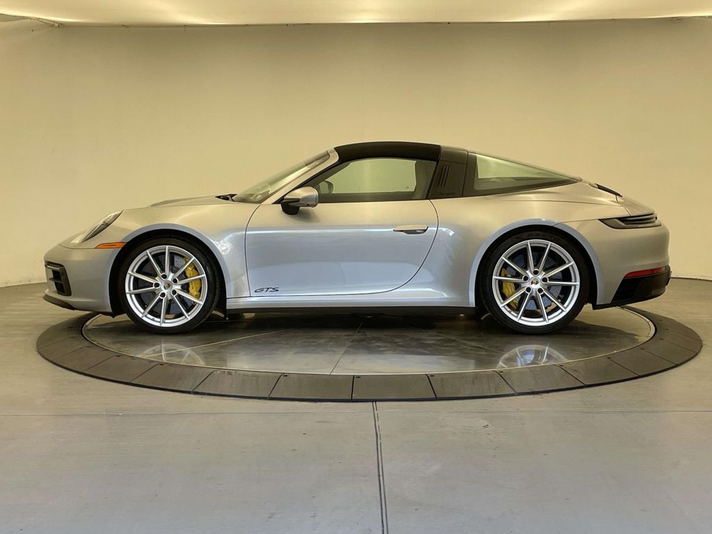 2022 Porsche 911 Targa 4 GTS photo 2