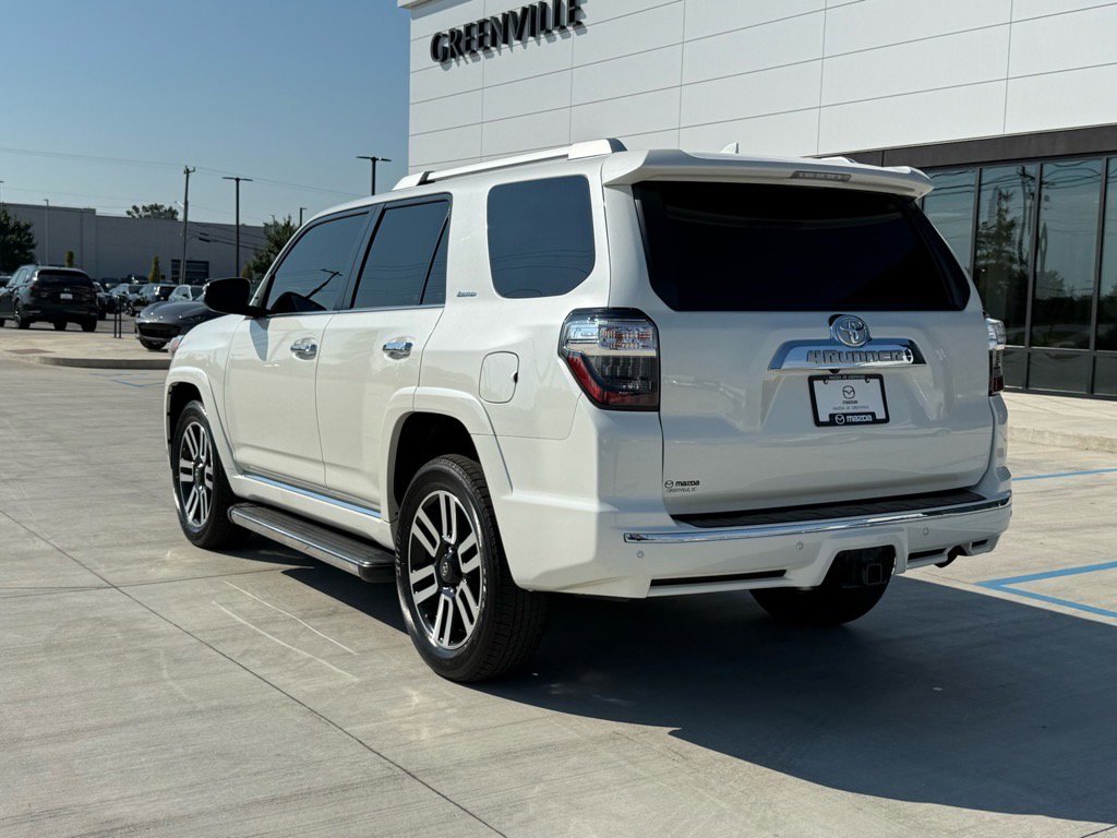 2022 Toyota 4Runner Limited photo 3