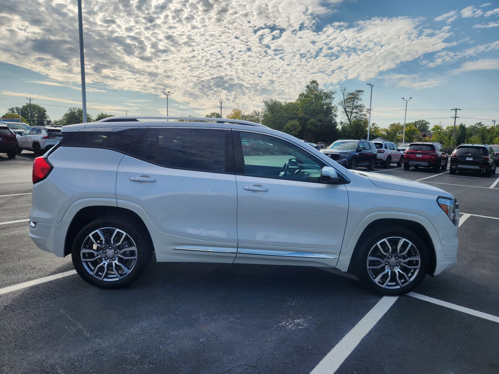 2022 Gmc Terrain Denali photo 3