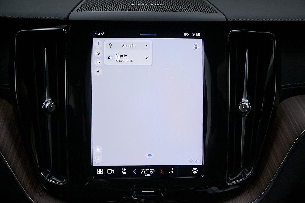 2023 VOLVO XC60 - Image 28