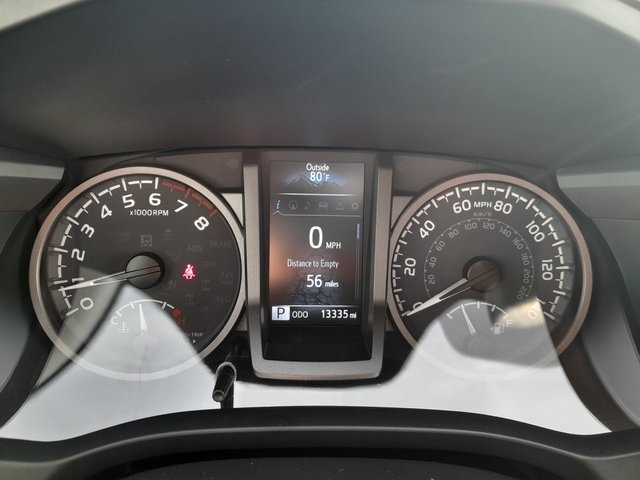 2023 Toyota Tacoma SR5 photo 10