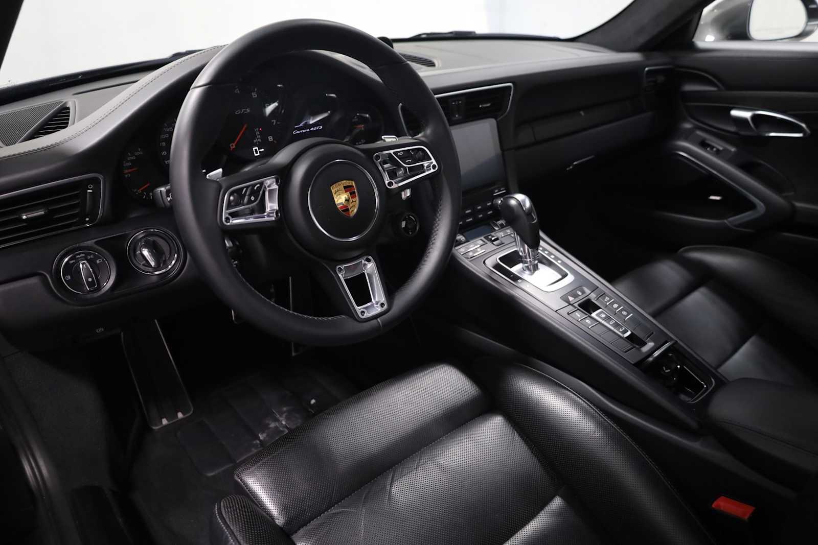 2019 Porsche 911 GTS photo 4
