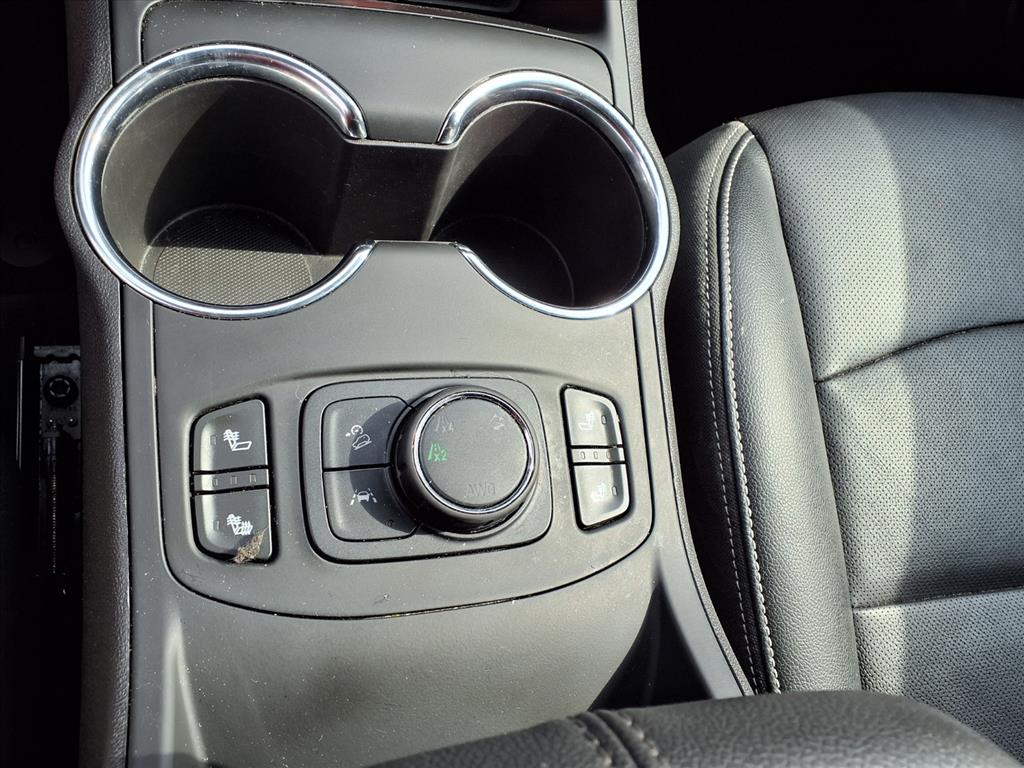 2024 Gmc Terrain SLT photo 9