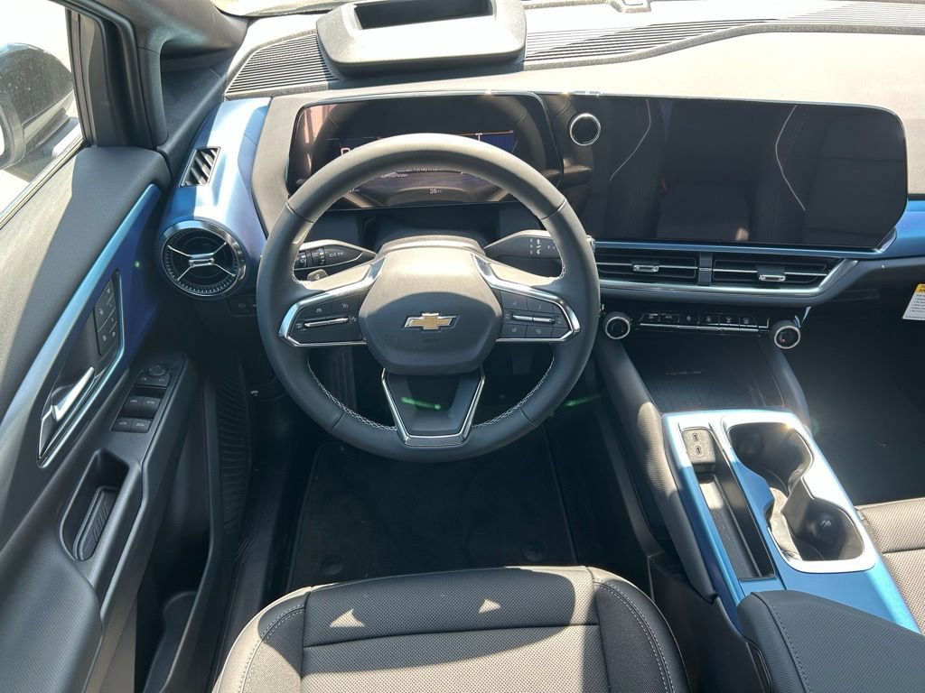 2025 Chevrolet Equinox EV 1LT photo 10