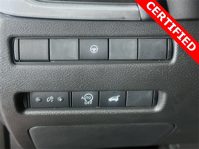 2025 Nissan Rogue SV photo 12
