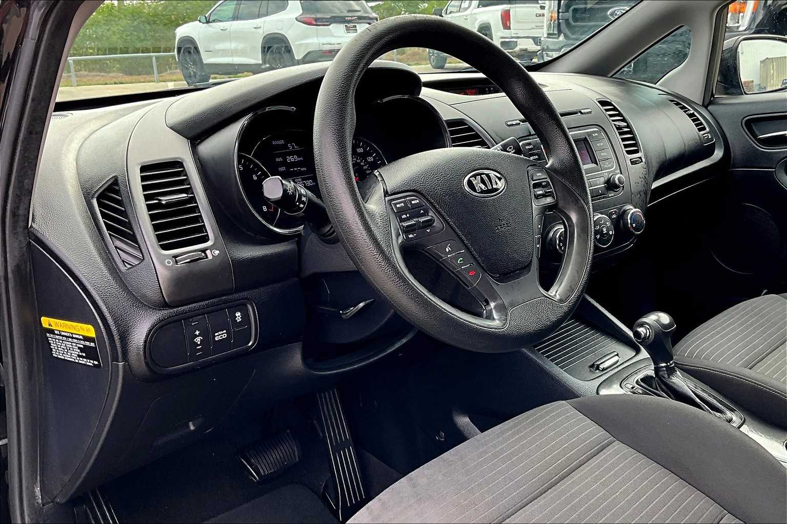 2015 Kia Forte LX photo 15