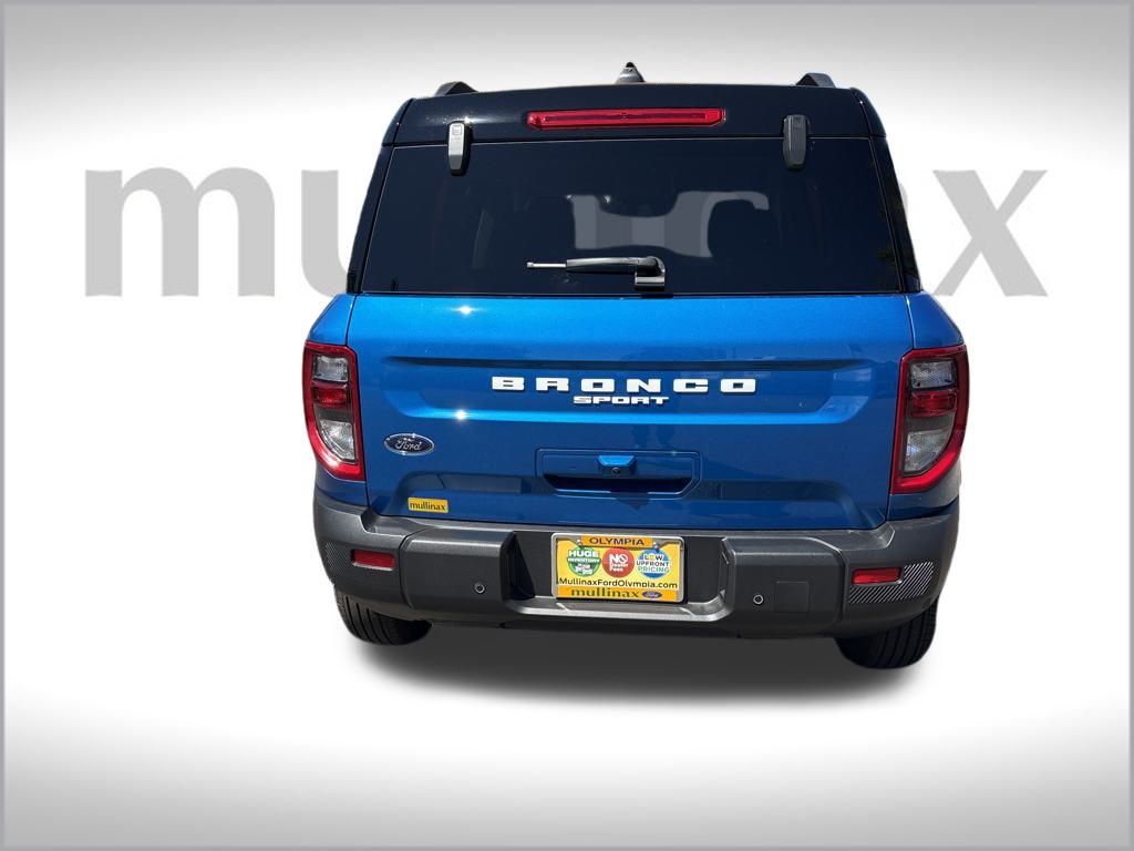 2025 Ford Bronco Sport Outer Banks photo 3