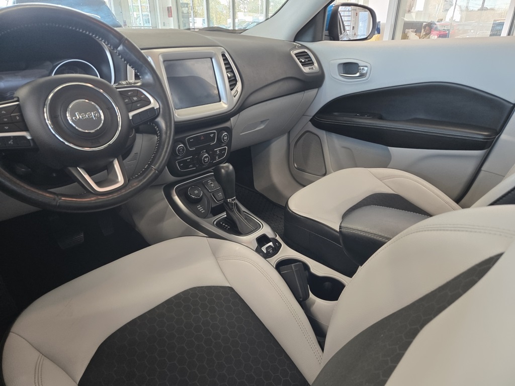 2018 Jeep Compass Latitude photo 16