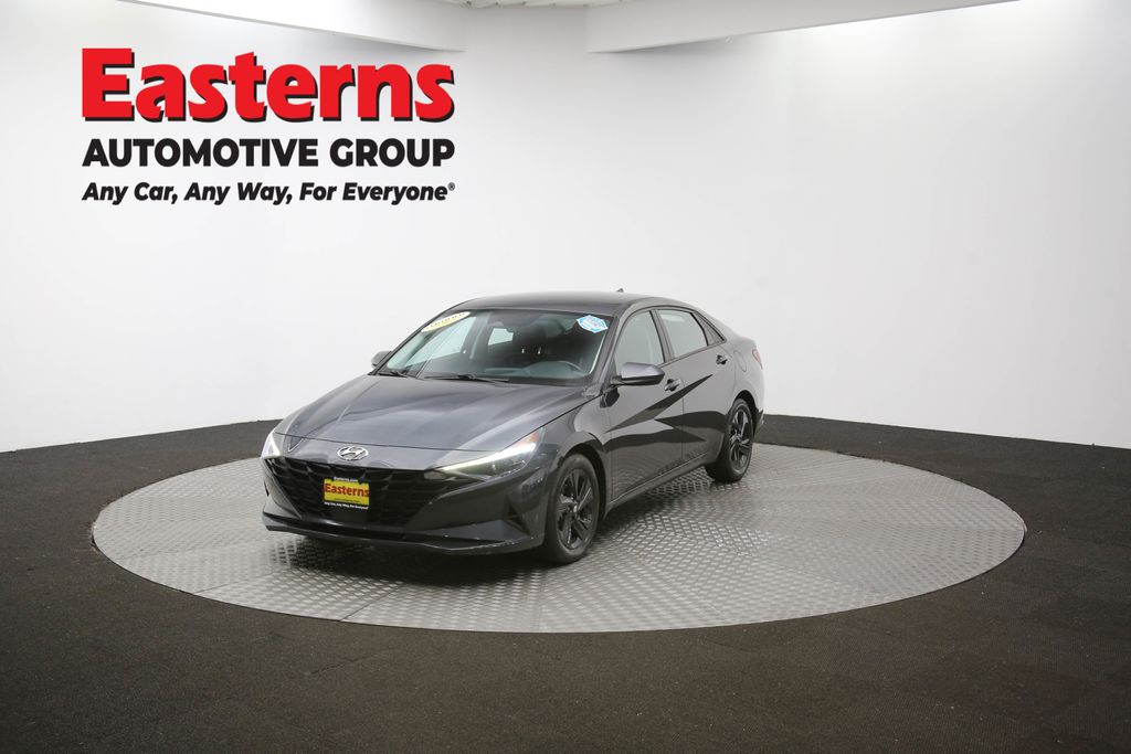 2021 Hyundai Elantra SEL Convenience photo 40