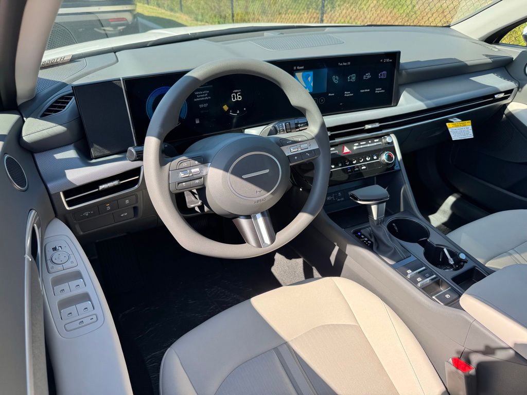 2026 Hyundai Sonata SE photo 2