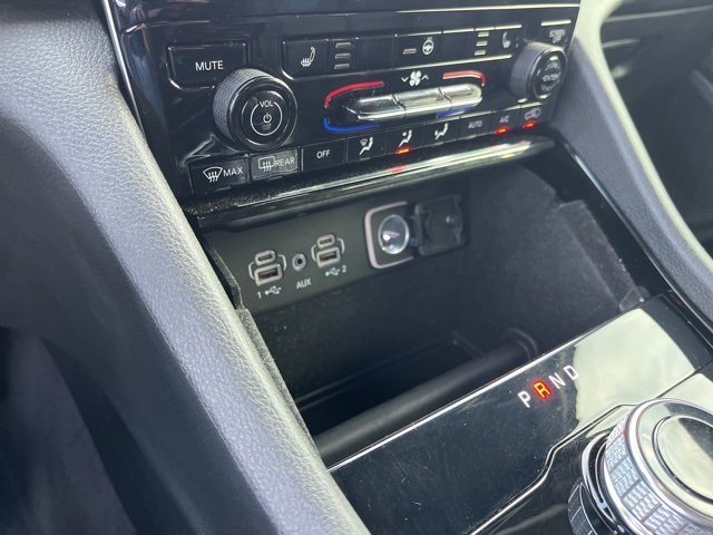 2023 Jeep Grand Cherokee Limited photo 21