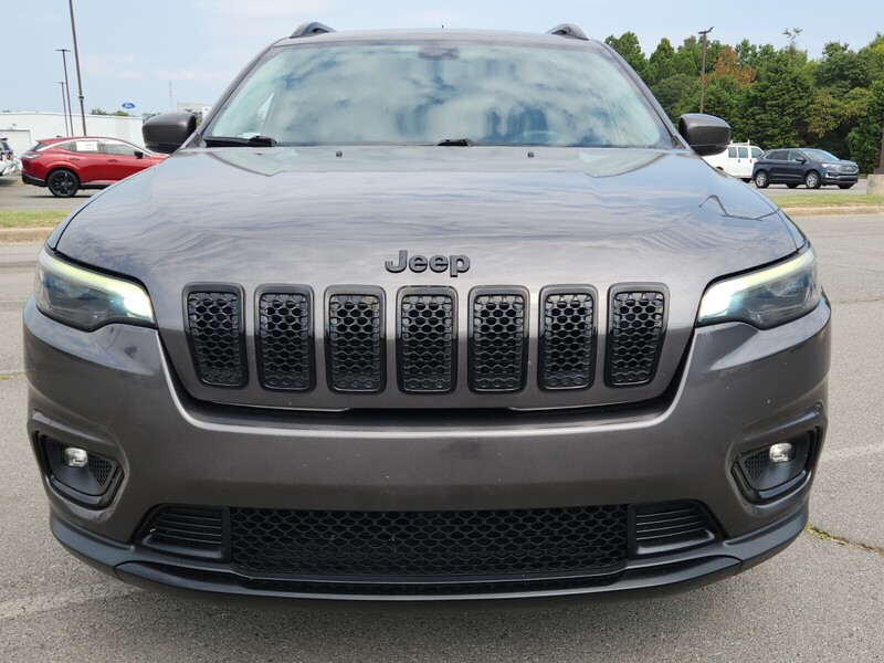 2019 Jeep Cherokee Altitude photo 2
