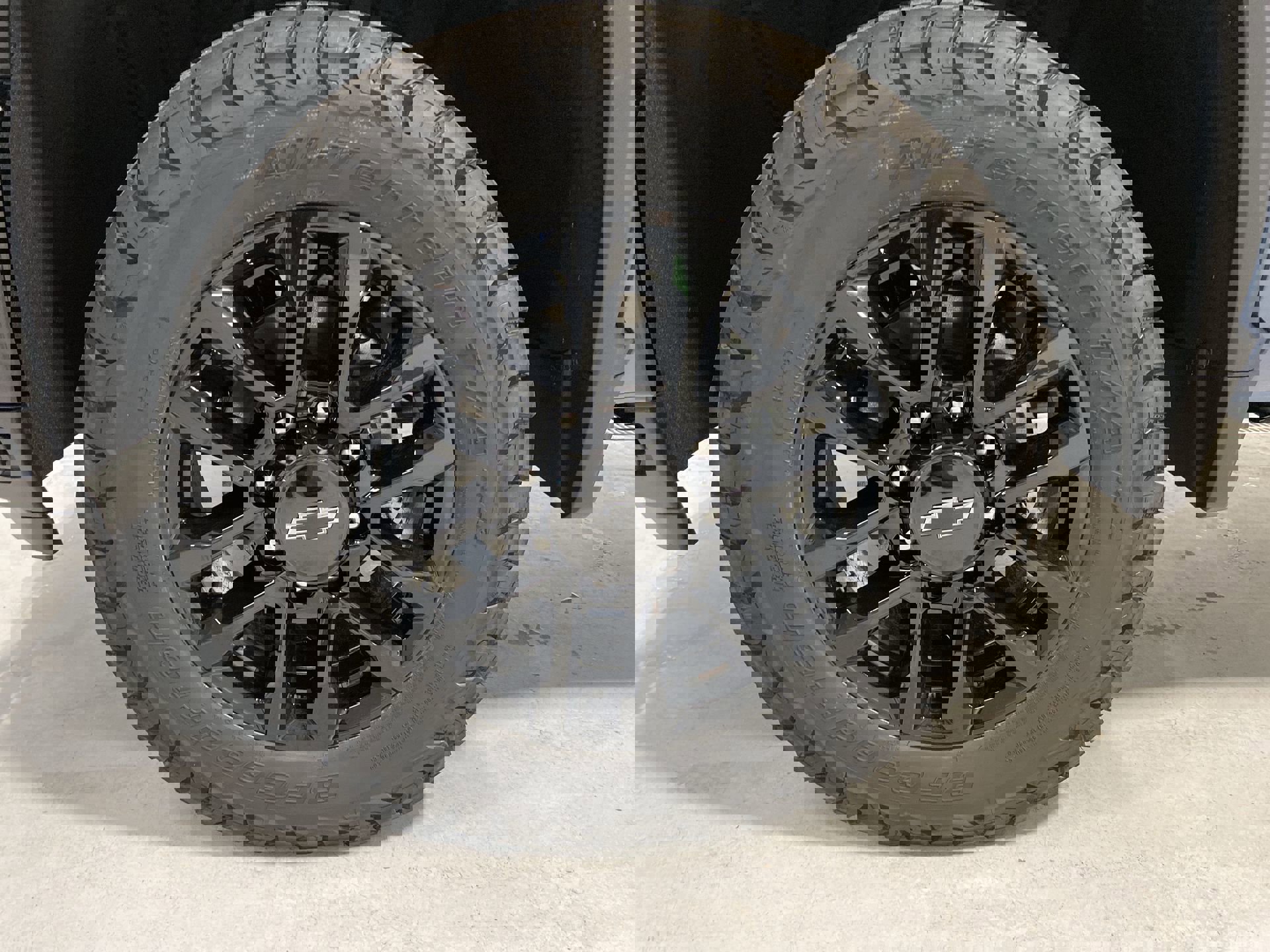 2025 Chevrolet Silverado 2500HD LTZ photo 26